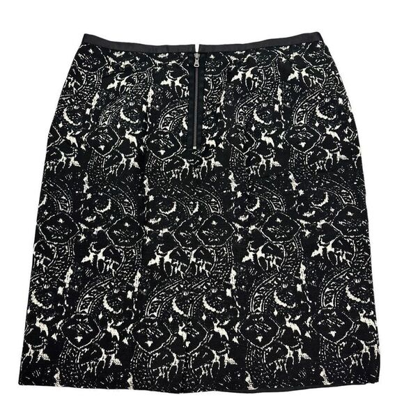 Talbots Black & Cream Skirt size 10P - Picture 2 of 6